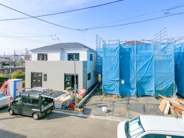 藤沢市鵠沼神明４丁目　新築一戸建て