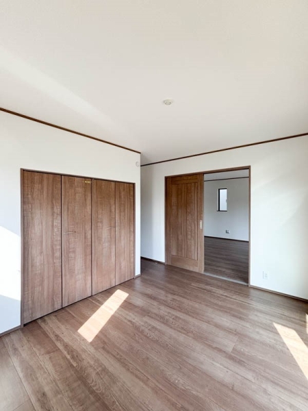 藤沢市鵠沼神明４丁目　新築一戸建て