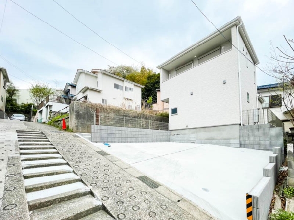 横須賀市平作６丁目　中古一戸建て