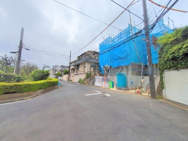 川崎市多摩区長尾６丁目　新築一戸建て
