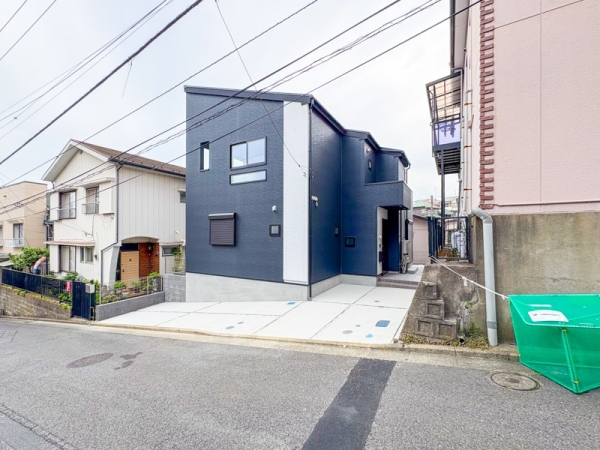 横浜市港南区芹が谷１丁目　新築一戸建て