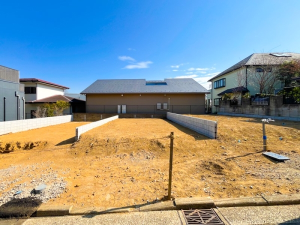 横浜市鶴見区東寺尾２丁目　新築一戸建て
