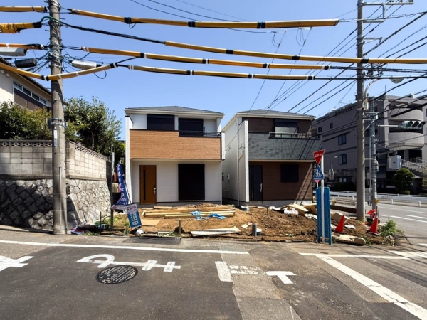 町田市本町田　新築一戸建て