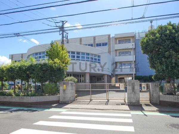 横浜市金沢区六浦東1丁目 新築一戸建て(横浜市立六浦中学校)