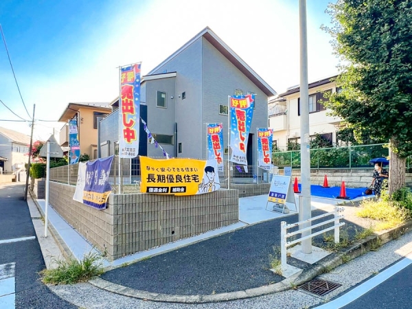 横浜市金沢区富岡西４丁目　新築一戸建て