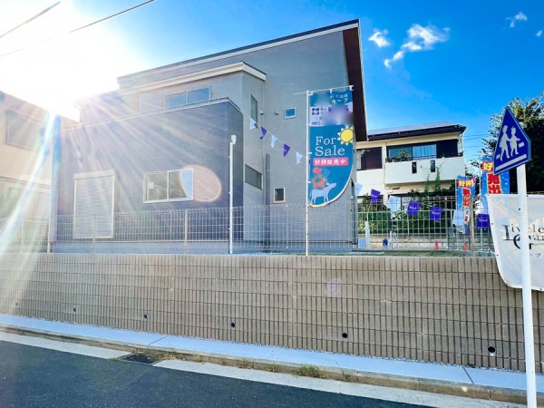 横浜市金沢区富岡西４丁目　新築一戸建て