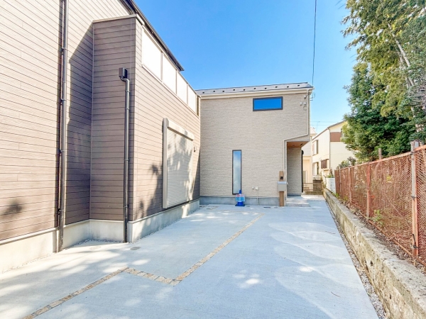 横浜市戸塚区深谷町　新築一戸建て