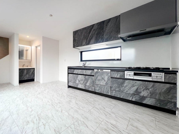 藤沢市鵠沼橘２丁目　新築一戸建て