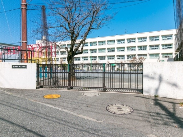 横浜市保土ケ谷区仏向西　新築一戸建て(横浜市立坂本小学校)