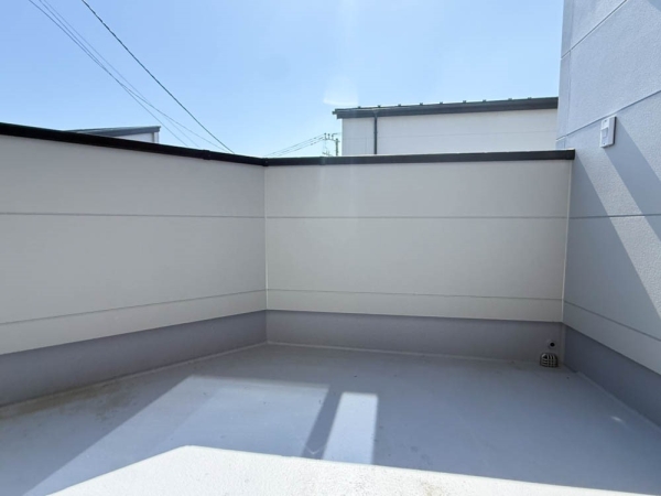 藤沢市鵠沼神明３丁目　新築一戸建て
