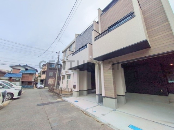 川崎市川崎区昭和２丁目　新築一戸建て