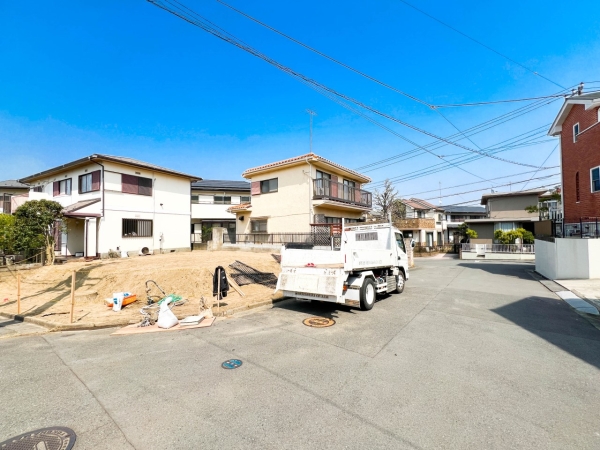 横浜市青葉区大場町　新築一戸建て