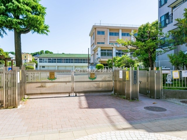 横浜市神奈川区三ツ沢南町 新築一戸建て(横浜市立三ツ沢小学校)