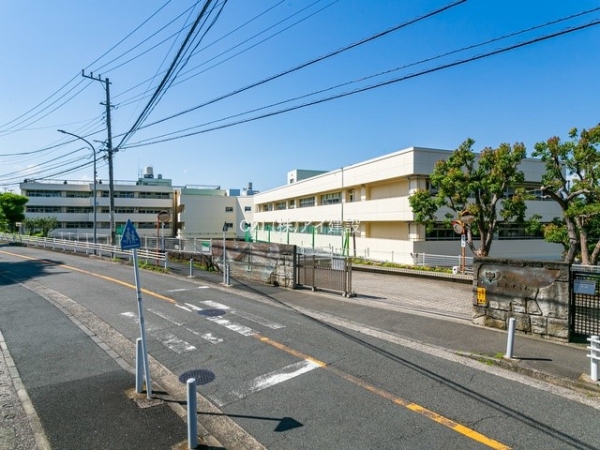 横浜市神奈川区三ツ沢南町 新築一戸建て(横浜市立松本中学校)