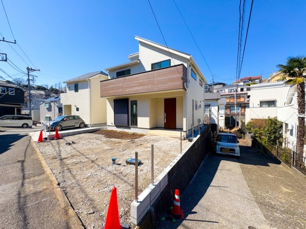 横浜市神奈川区三ツ沢南町　新築一戸建て