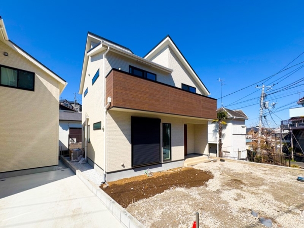 横浜市神奈川区三ツ沢南町　新築一戸建て