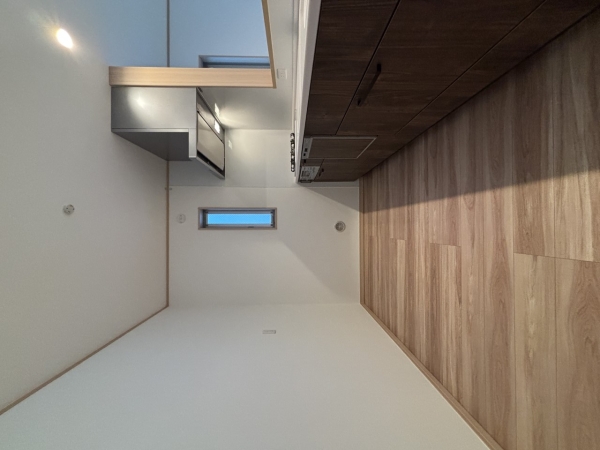 横浜市西区元久保町　新築一戸建て