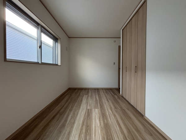 横浜市西区元久保町　新築一戸建て