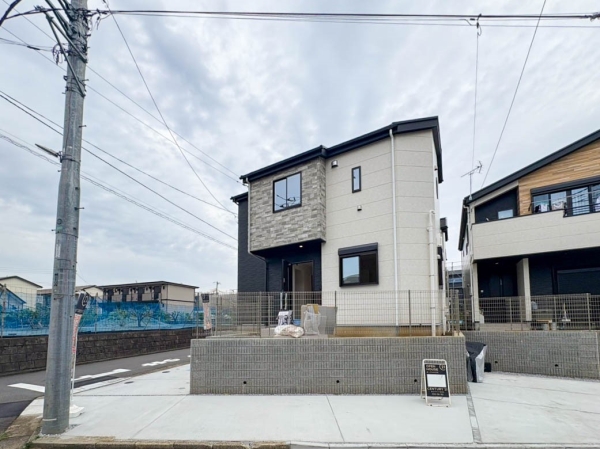 藤沢市亀井野２丁目　新築一戸建て