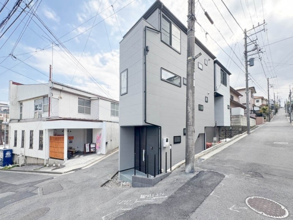 横浜市南区永田北３丁目　新築一戸建て