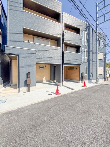 逗子市久木９丁目　新築一戸建て