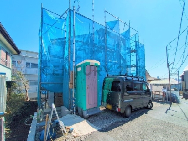 横浜市神奈川区六角橋６丁目　新築一戸建て