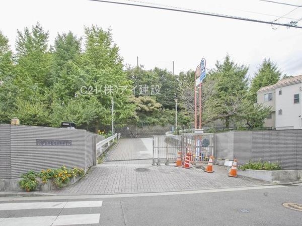 横浜市鶴見区馬場7丁目の中古一戸建て(横浜市立上の宮中学校)