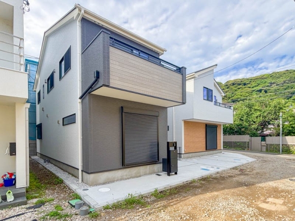 逗子市山の根２丁目　新築一戸建て