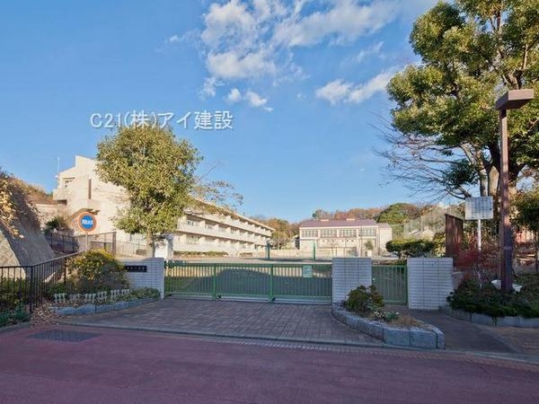 横浜市中区本牧原 新築一戸建て(横浜市立本牧小学校)