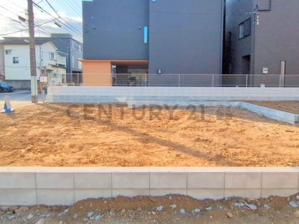 川崎市川崎区京町１丁目　新築一戸建て