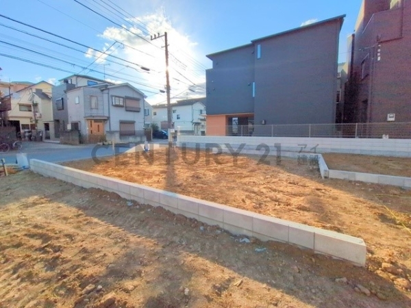 川崎市川崎区京町１丁目　新築一戸建て