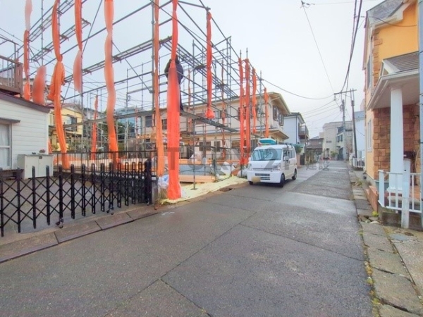 横浜市港南区笹下３丁目　新築一戸建て