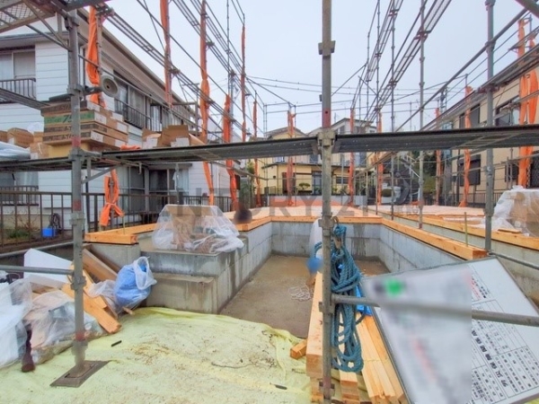 横浜市港南区笹下３丁目　新築一戸建て