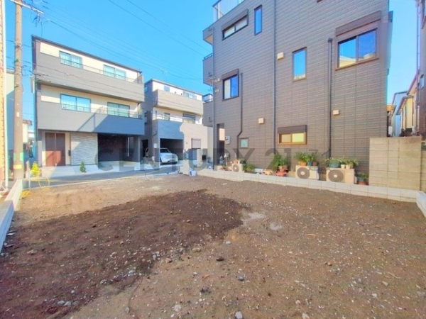横浜市鶴見区寛政町　新築一戸建て