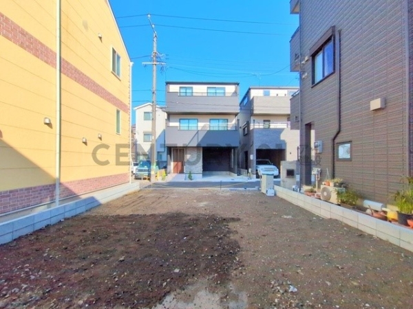横浜市鶴見区寛政町　新築一戸建て