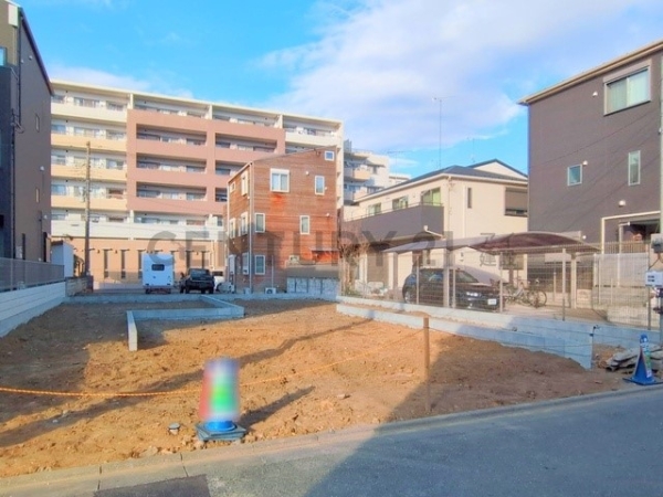 川崎市川崎区京町１丁目　新築一戸建て