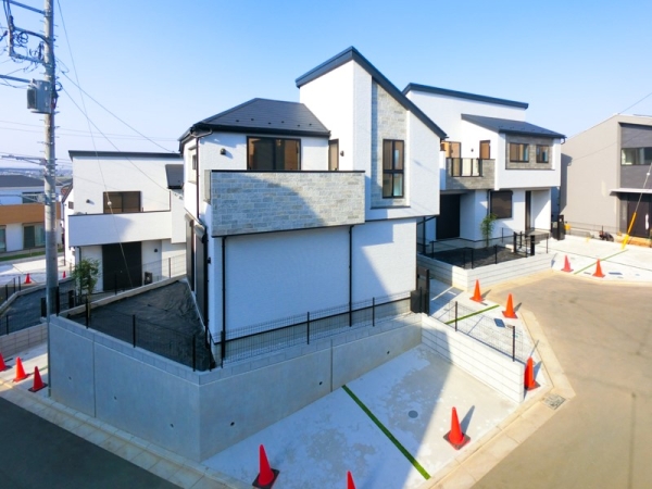 横浜市緑区寺山町　新築一戸建て