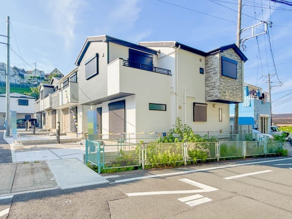 横須賀市小矢部３丁目　新築一戸建て