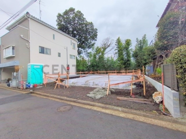 横浜市瀬谷区阿久和西３丁目　新築一戸建て