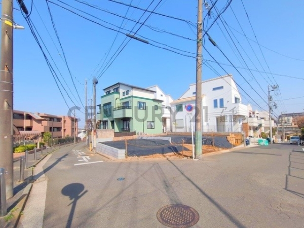 横浜市鶴見区東寺尾３丁目　新築一戸建て