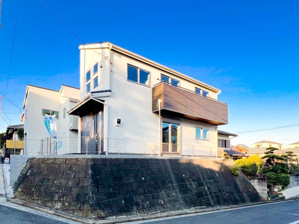 横浜市金沢区六浦３丁目　新築一戸建て