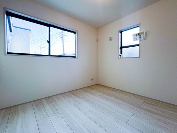 横浜市金沢区六浦３丁目　新築一戸建て