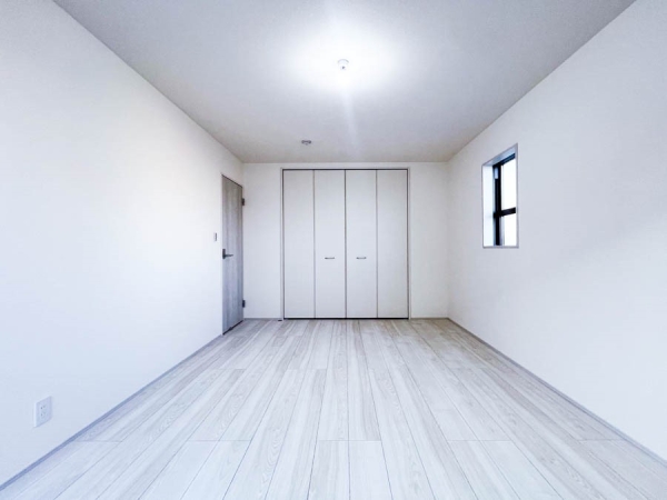 横浜市金沢区六浦３丁目　新築一戸建て