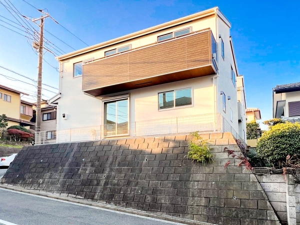 横浜市金沢区六浦３丁目　新築一戸建て