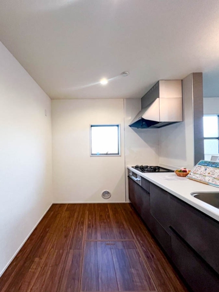 横浜市金沢区六浦３丁目　新築一戸建て