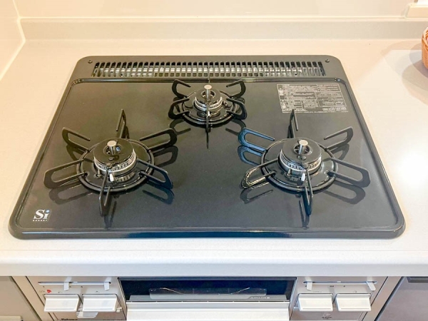 横浜市金沢区六浦３丁目　新築一戸建て