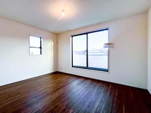 横浜市金沢区六浦３丁目　新築一戸建て