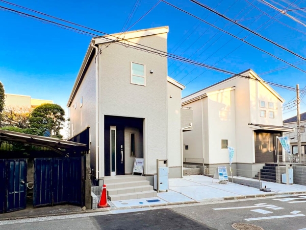 横浜市金沢区六浦３丁目　新築一戸建て