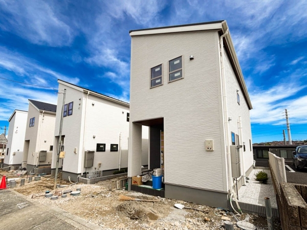 横浜市青葉区鴨志田町　新築一戸建て