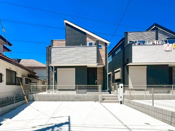 横浜市青葉区奈良町　新築一戸建て